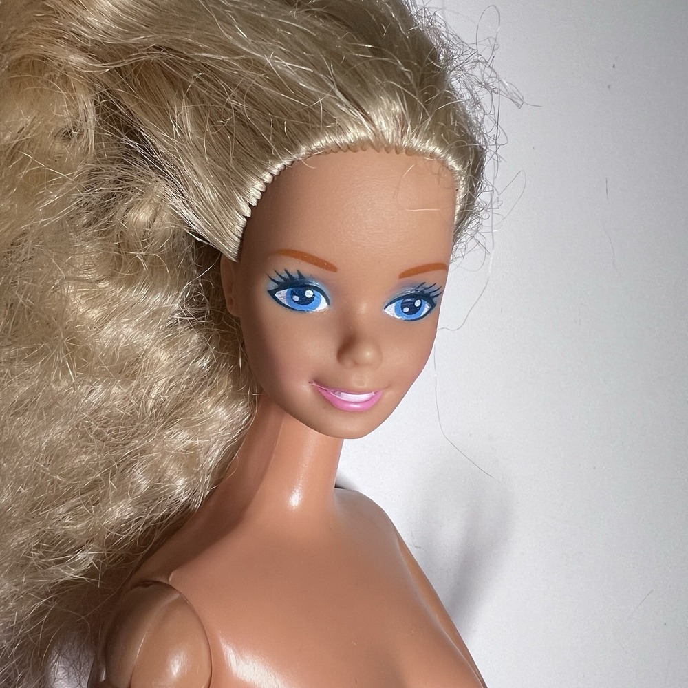 Vtg 1966 Twist 'n Turn‎ Barbie Doll Blonde Blue Eyes